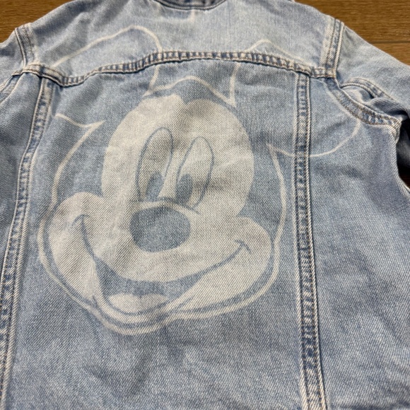 Gap x Disney Mickey Mouse Jean Jacket 5Y Snap Closure, DIsney World Disney Land - Picture 9 of 10